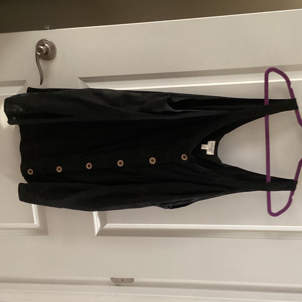 Black Button-Front Sleeveless Tank